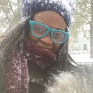 Meet your Posher, Alexis